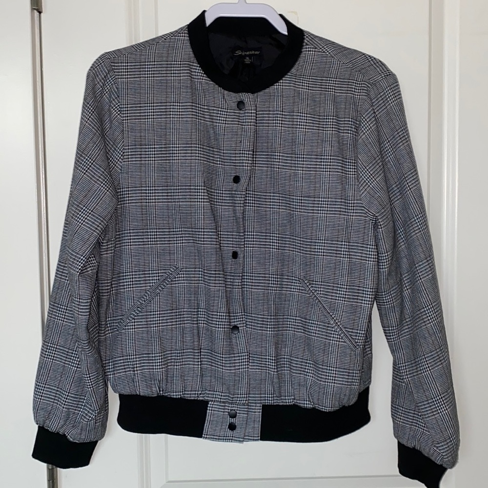 Lightweight Black and White Plaid Bomber Jacket!
